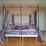 度假居 Chateau Bethanie *